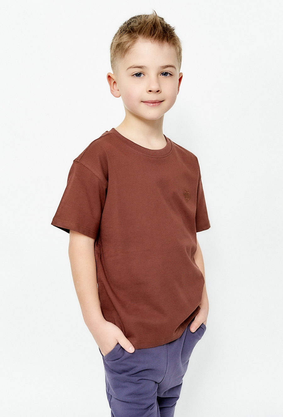 Brązowy t-shirt dla chłopca