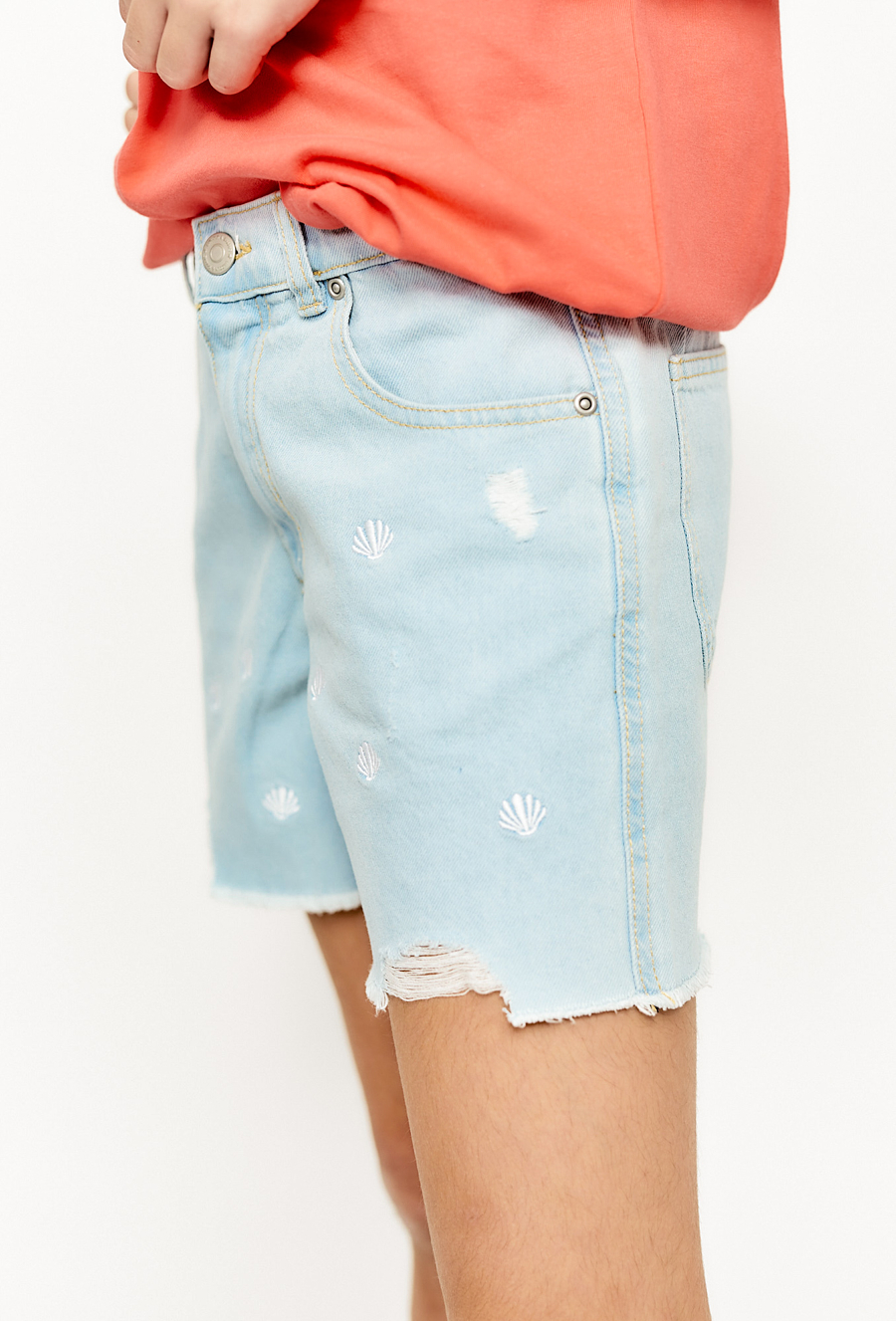 Szorty jeansowe z haftem