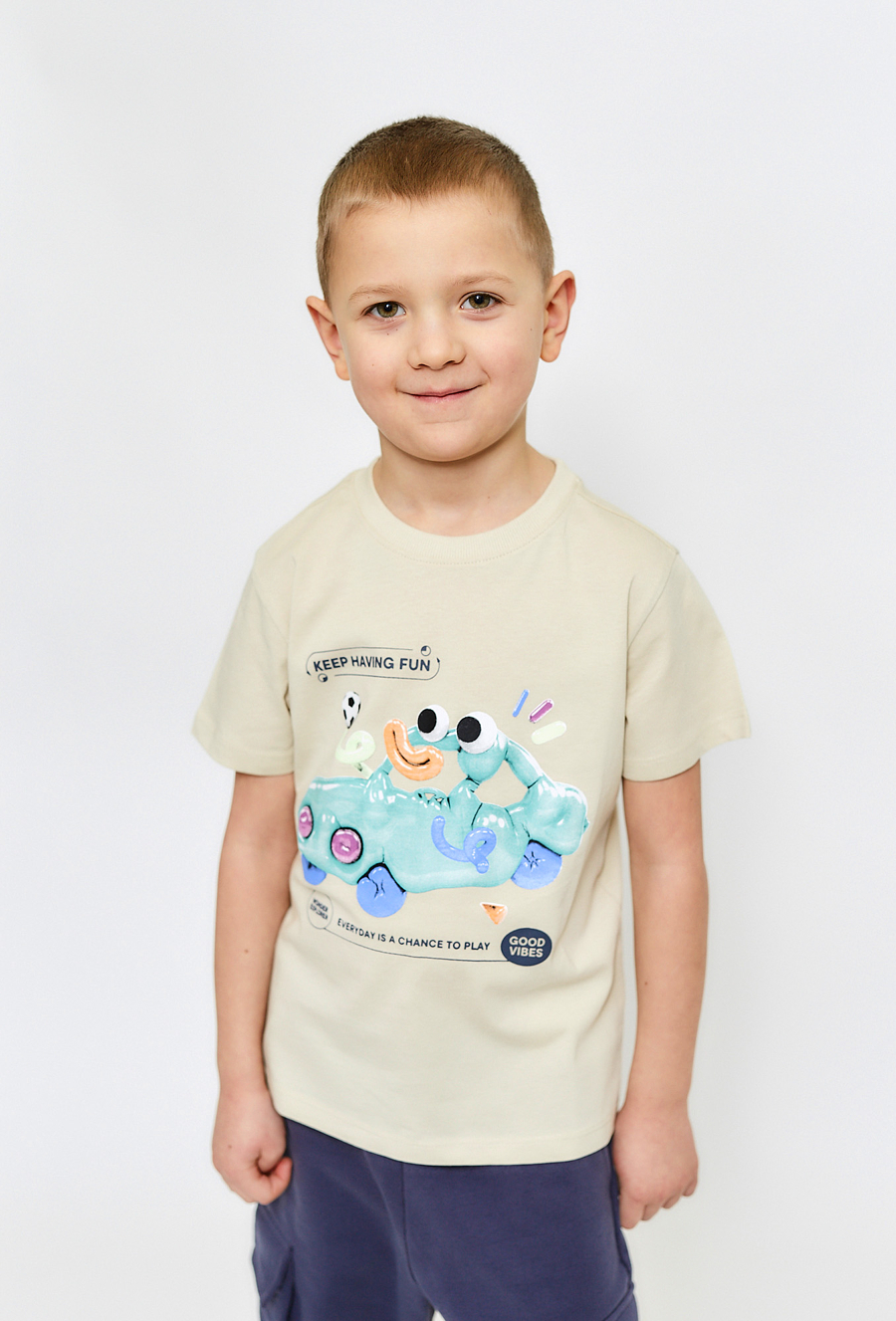 Bawełniany t-shirt z nadrukiem samochodu