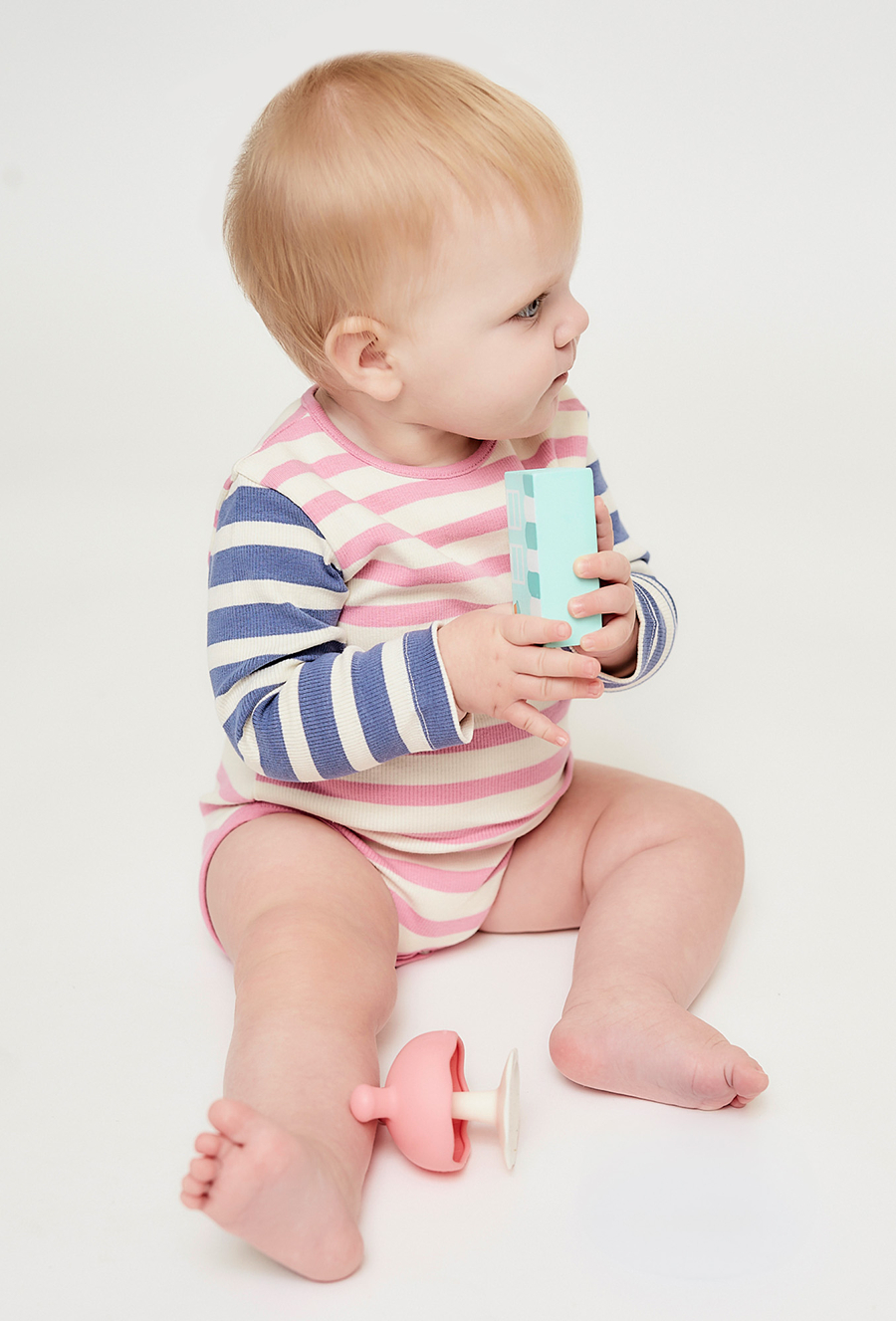 Body z długim rękawem - biało - różowe w prążki - 510.15.