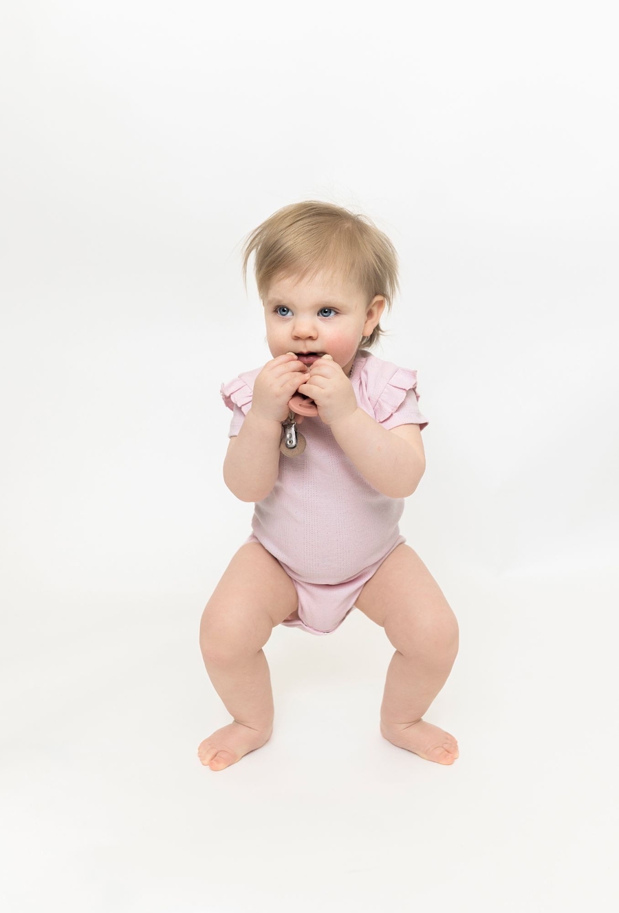 Body niemowlęce z ótkim rękawem - różowe