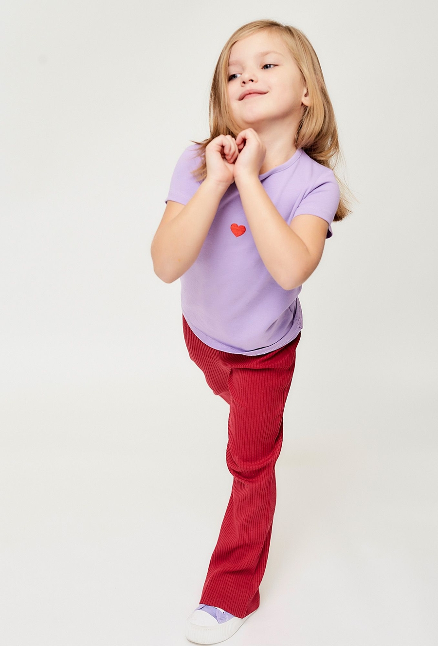 Czerwone spodnie w prążki - flare