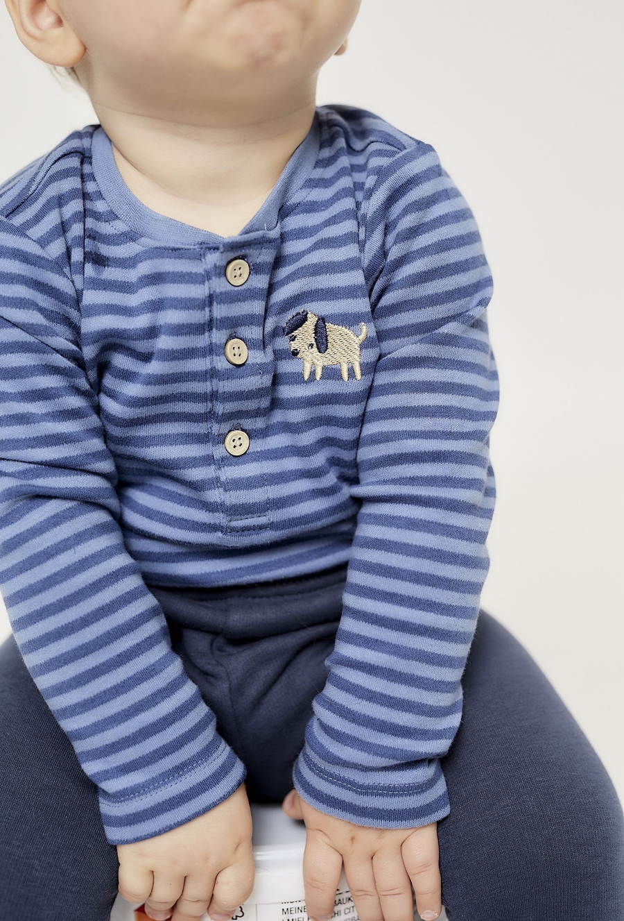 Body z długim rękawem - niebieskie w paski - 510.15.