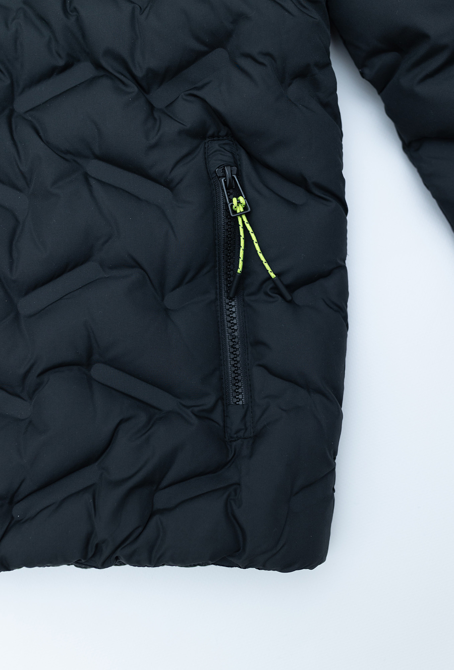 Kurtka przejściowa pikowana dla chłopca