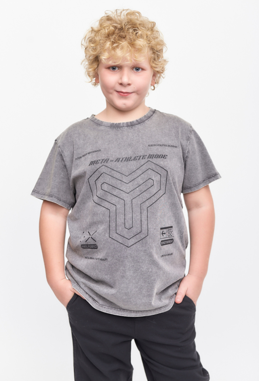 Szary t-shirt z nadrukiem dla chłopca - 510.15.