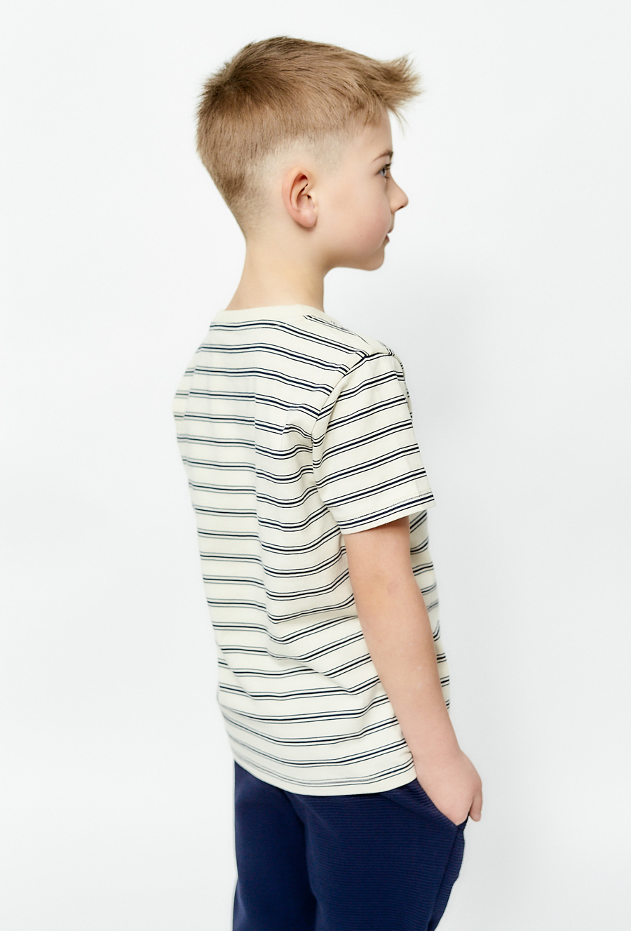 Chłopięcy T-shirt w paski