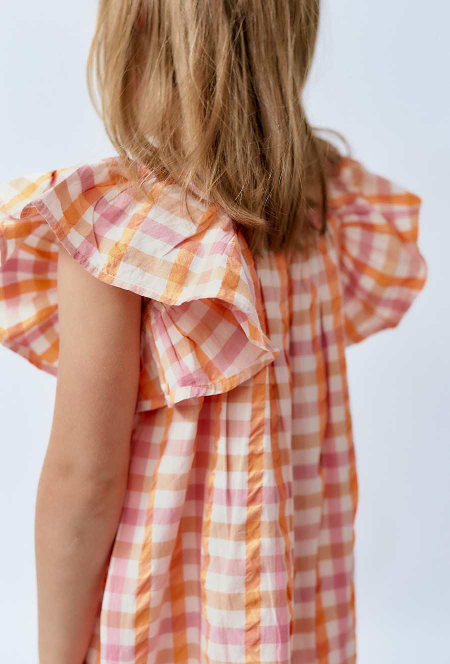 Sukienka z ótkim rękawem