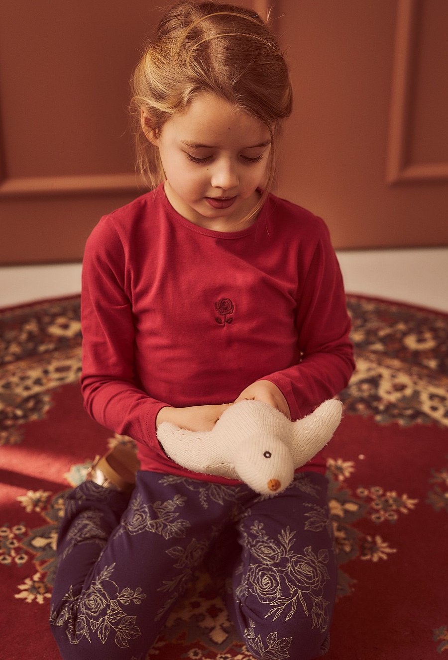 Bluzka z długim rękawem – haftowana róża