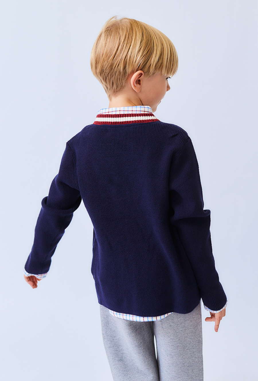 Granatowy kardigan chłopięcy klasyczny na guziki