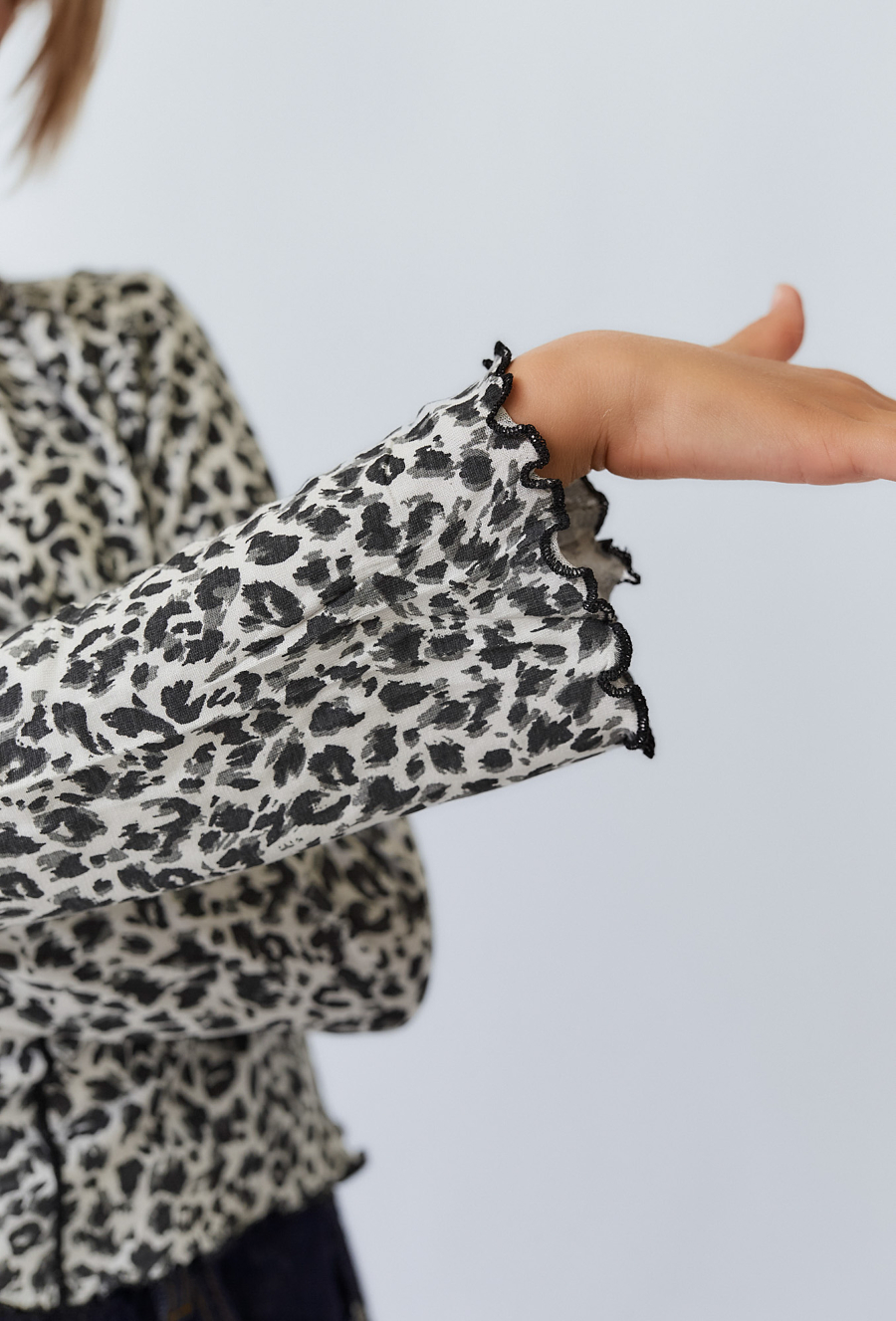 Bluzka z długim rękawem w zwierzęcy wzór