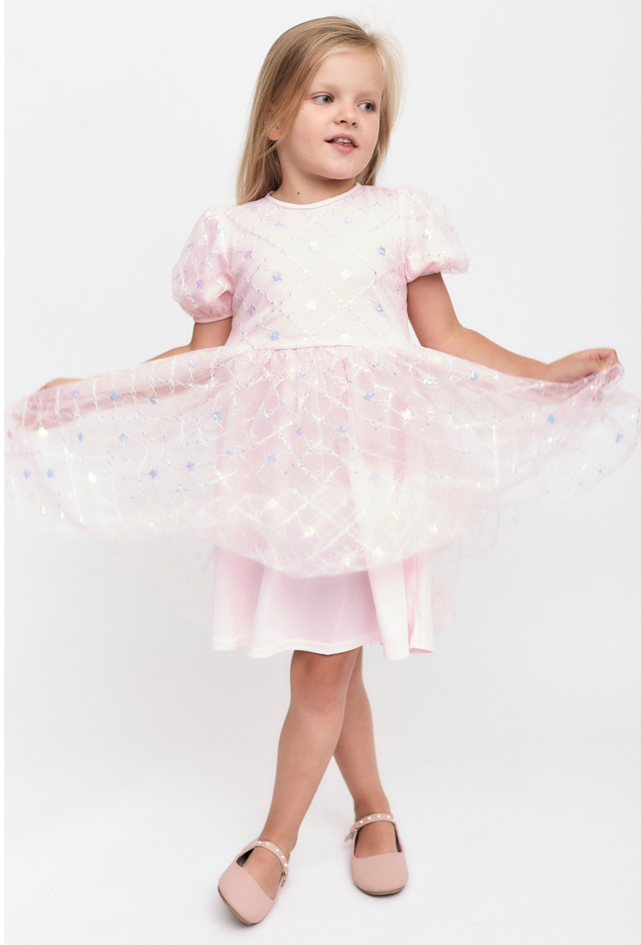 Elegancka sukienka dla dziewczynki z ozdobnym tiulem