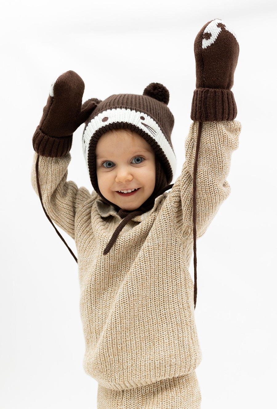 Brązowe rękawiczki zimowe dla niemowlaka