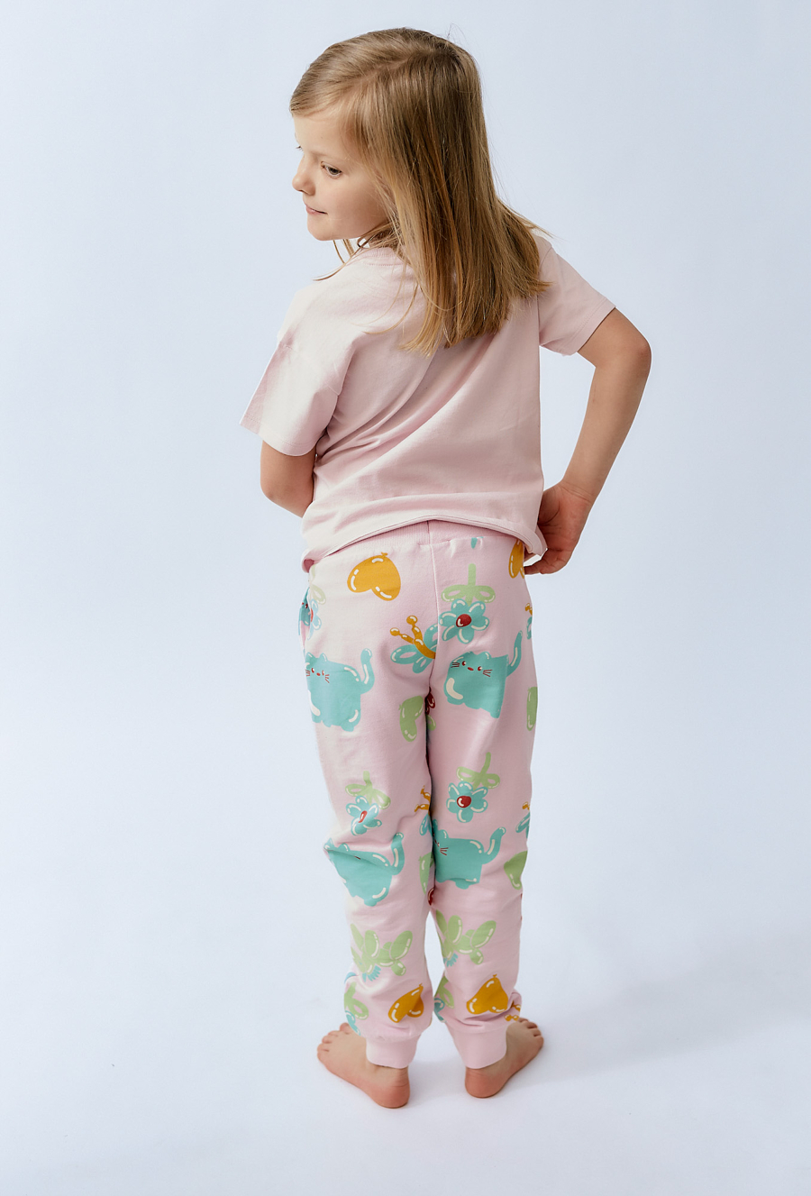 Spodnie dresowe z kolorowym nadrukiem