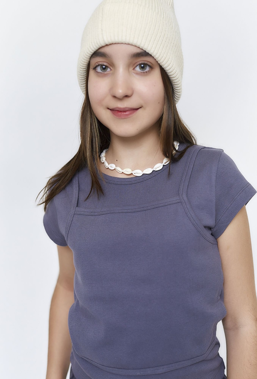 Dzianinowa koszulka z ótkim rękawem - grafitowa