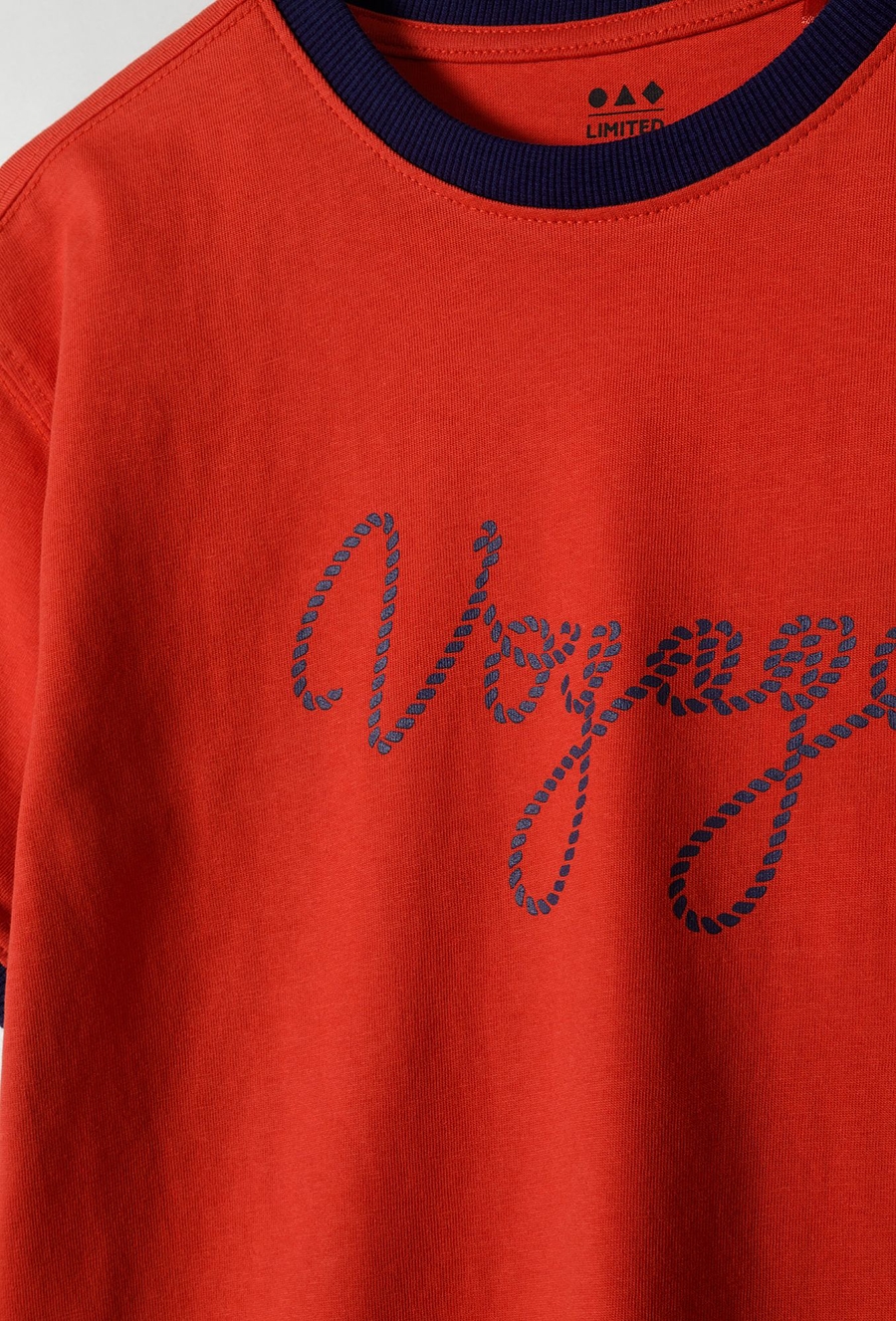 Czerwony dzianinowy t-shirt chłopięcy Voyage - Limited Edition