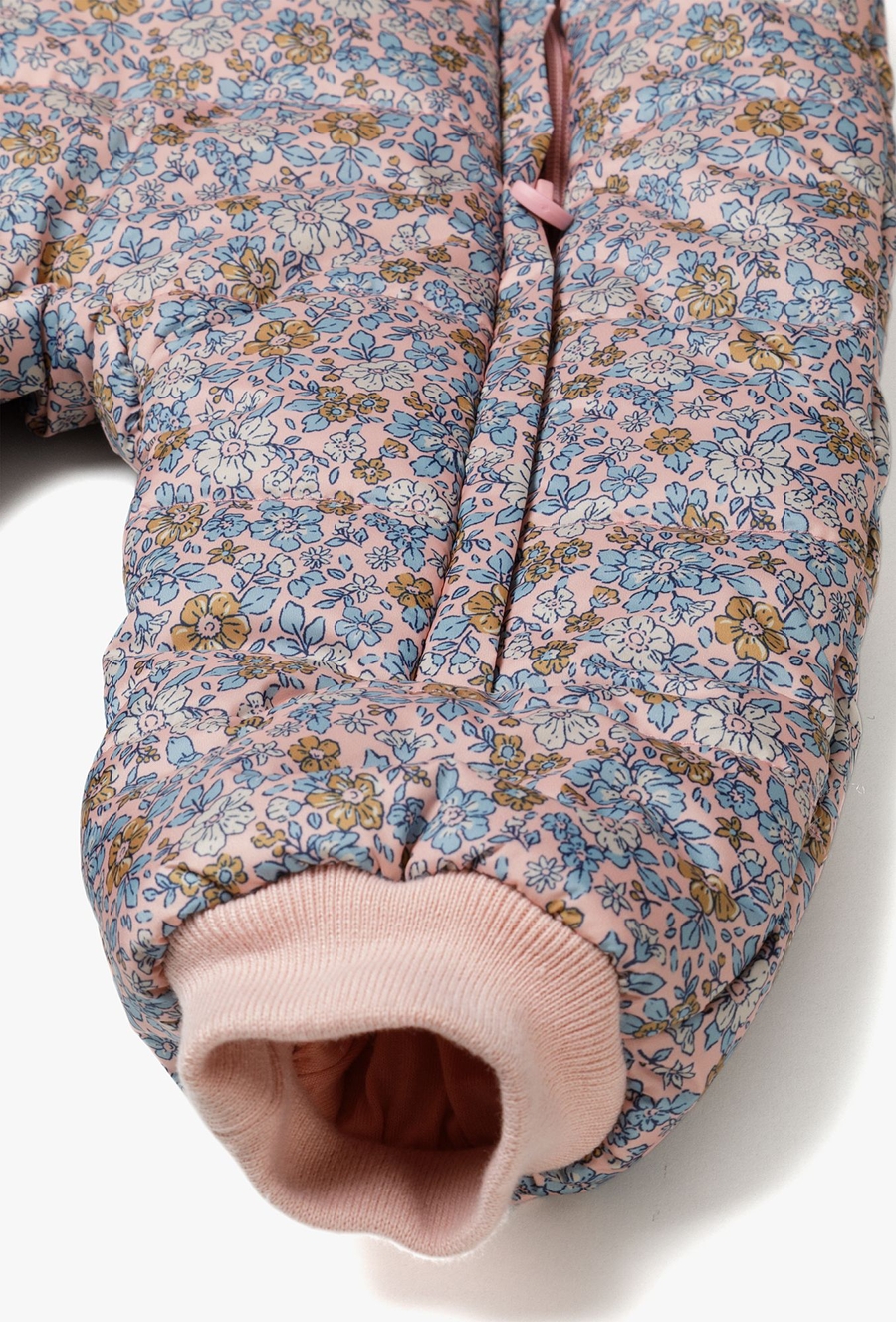 Kombinezon zimowy dla niemowlaka - różowy w kwiatki - 510.15.