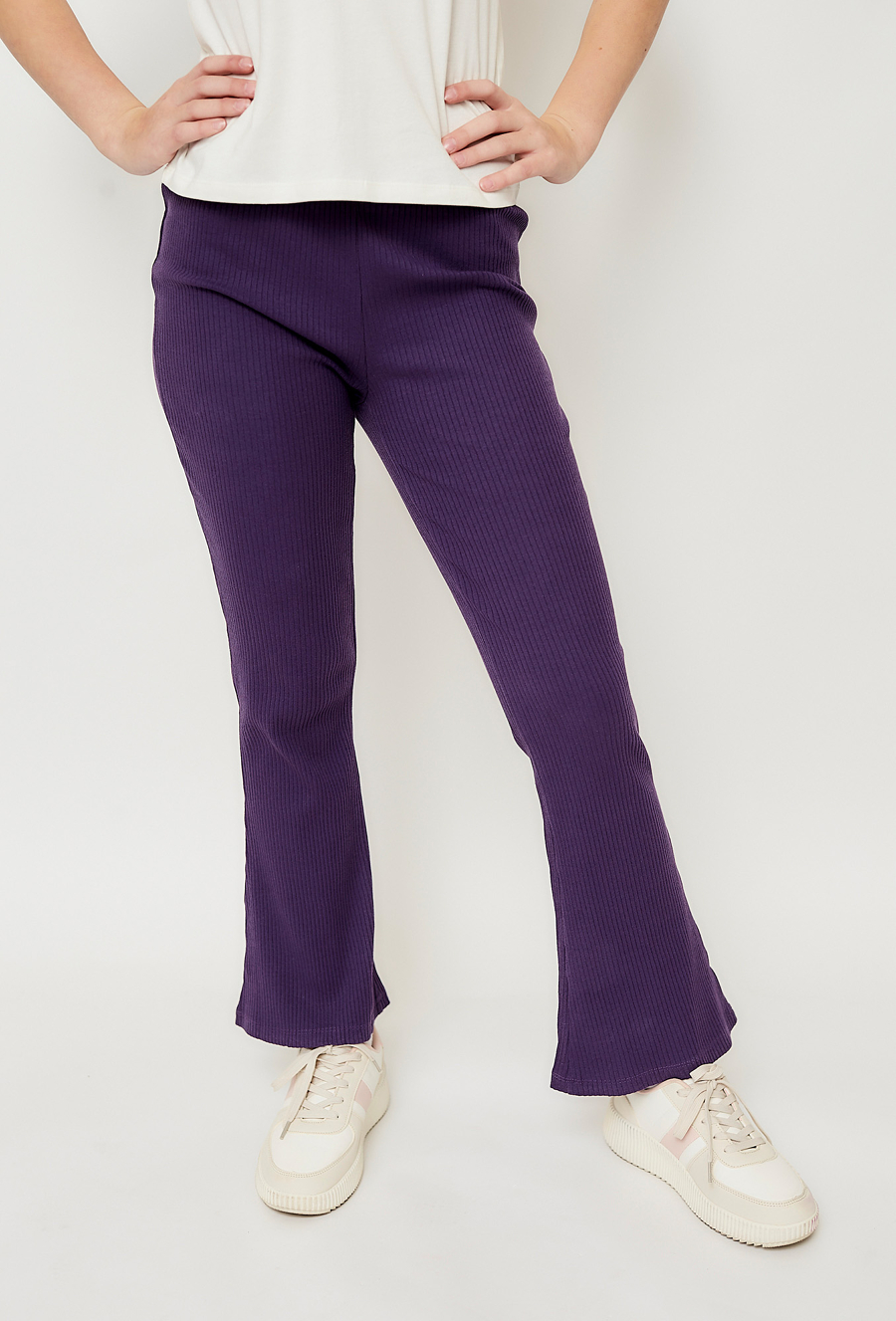 Fioletowe spodnie o oju flare - Limited Edition