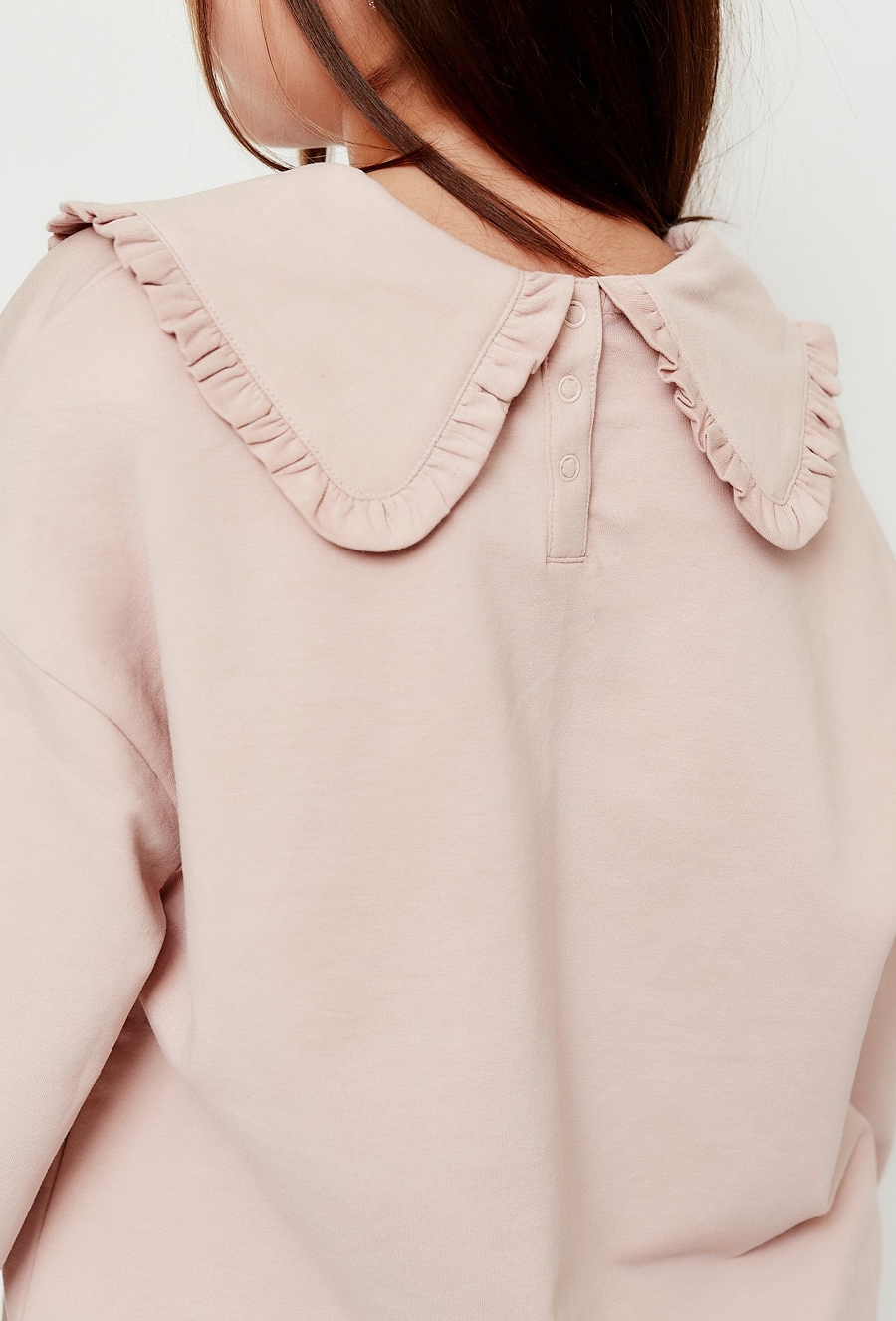 Bluza z ozdobnym kołnierzem