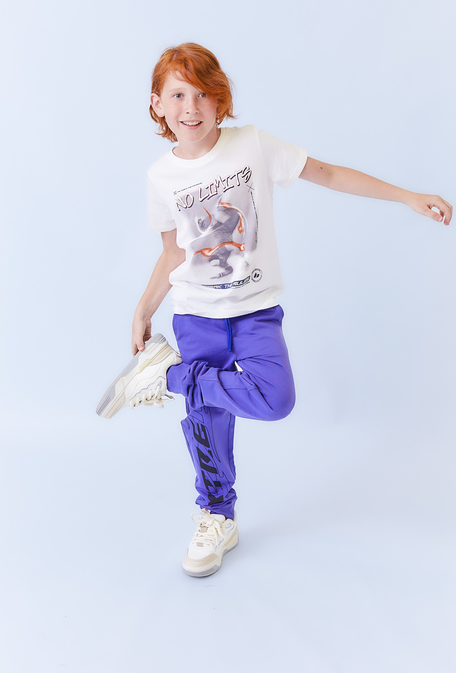 Koszulka chłopięca ecru z nadrukiem No Limits