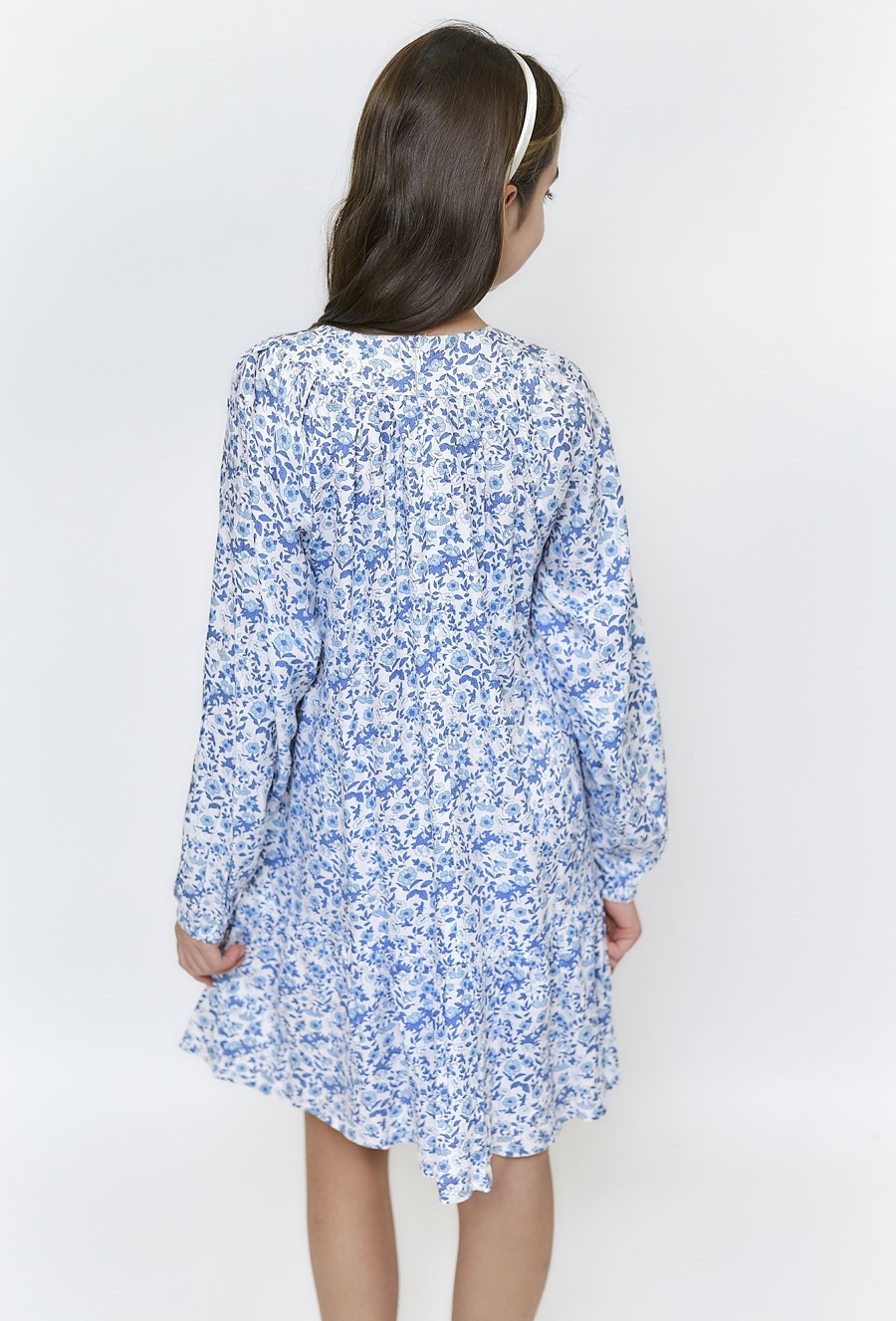 Sukienka z długim rękawem