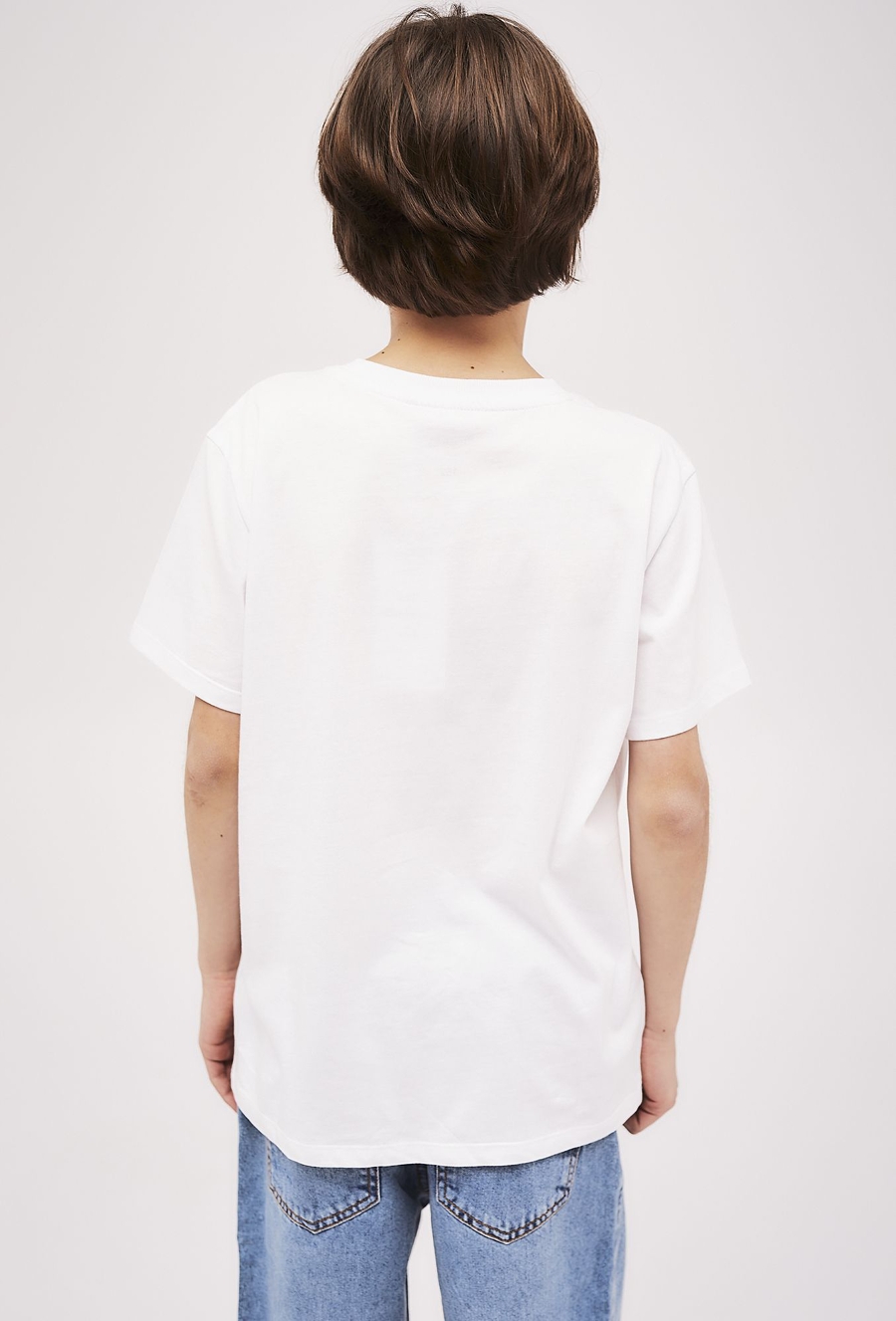 Biały bawełniany t-shirt chłopięcy z nadrukiem