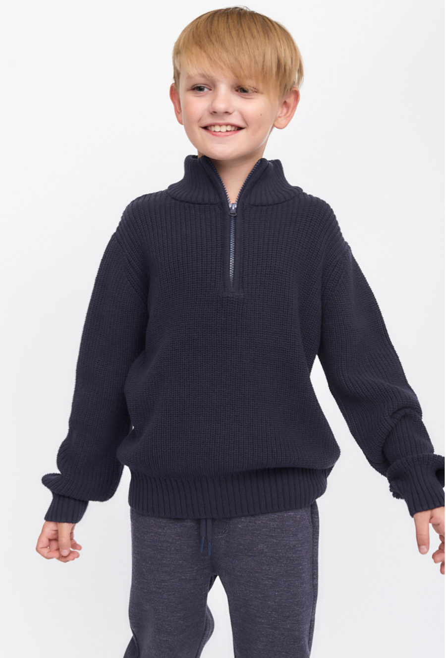 Sweter nierozpinany dla chłopca
