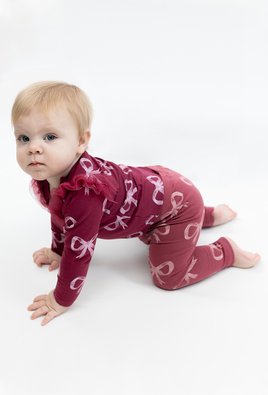 Bordowe body w kokardki z długim rękawem