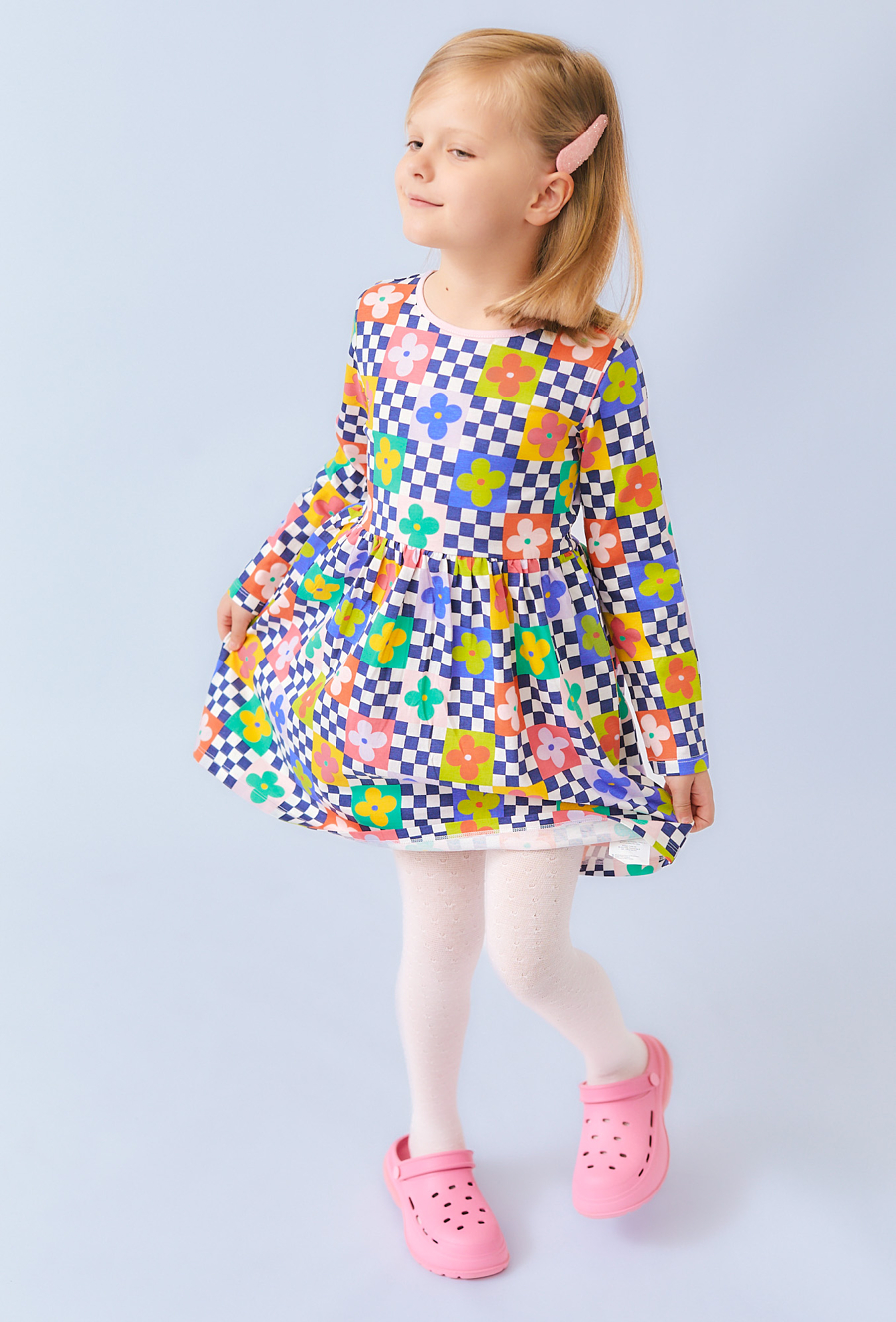 Dziewczęca sukienka z bawełny z kolorowym nadrukiem