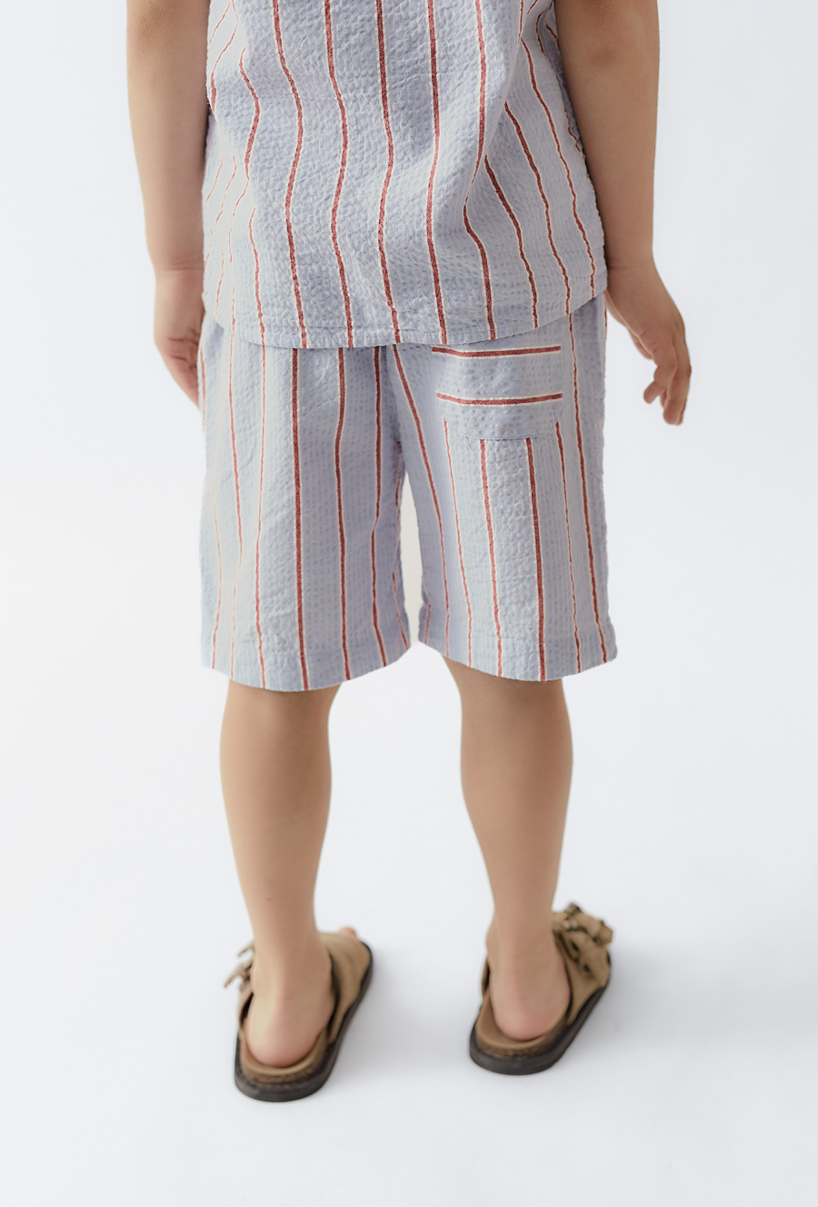 Chłopięce szorty w paski