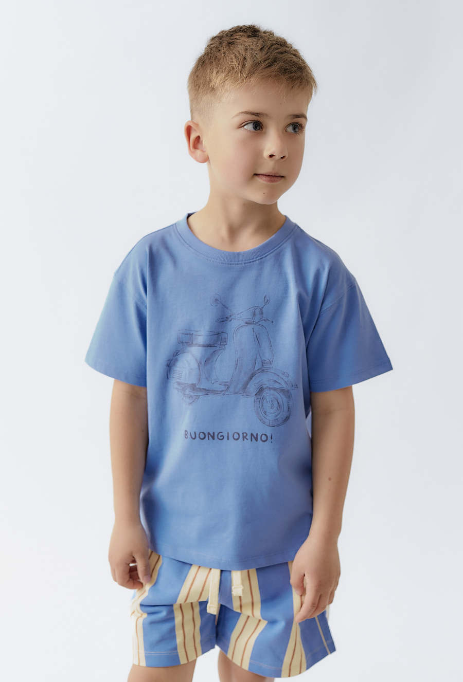 Kolorowe. letnie szorty dla chłopca