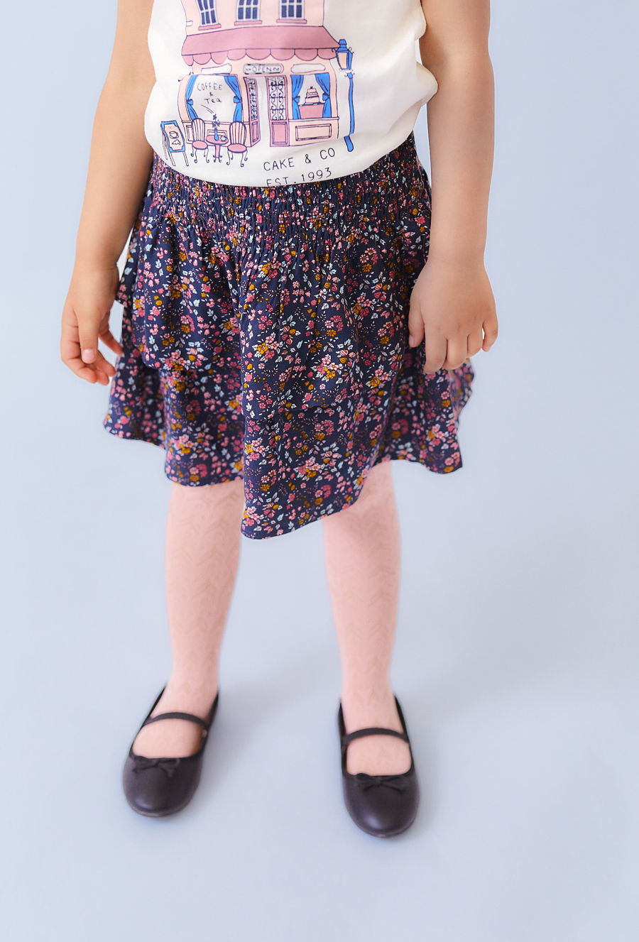 Granatowa spódnica dziewczęca w kwiaty – 100% wiskoza