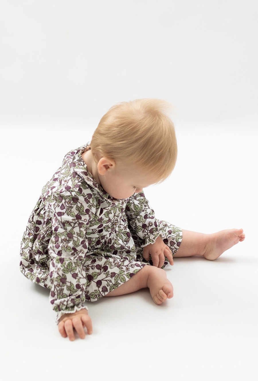 Body sukienka z długim rękawem