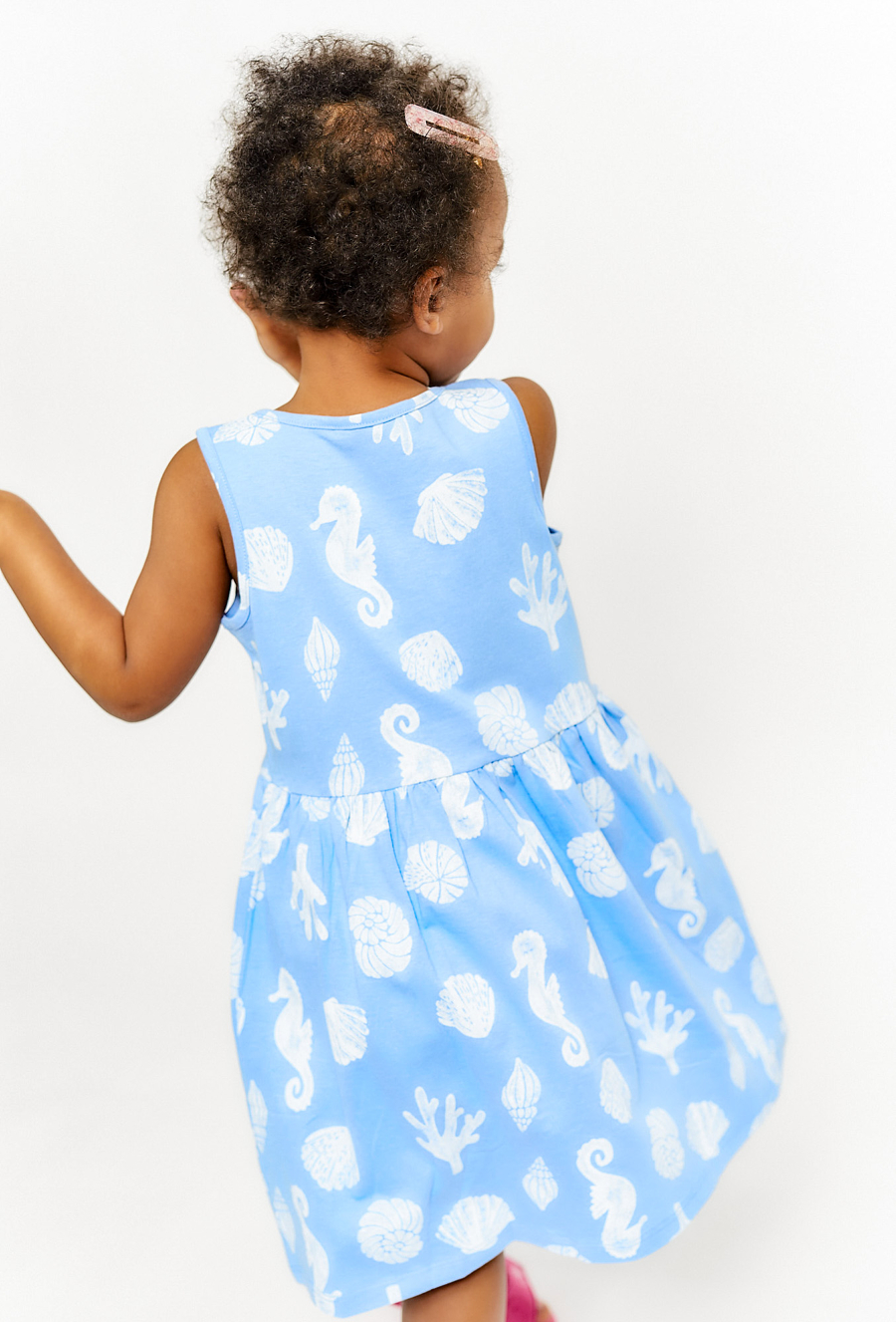 Letnia sukienka na ramiączkach