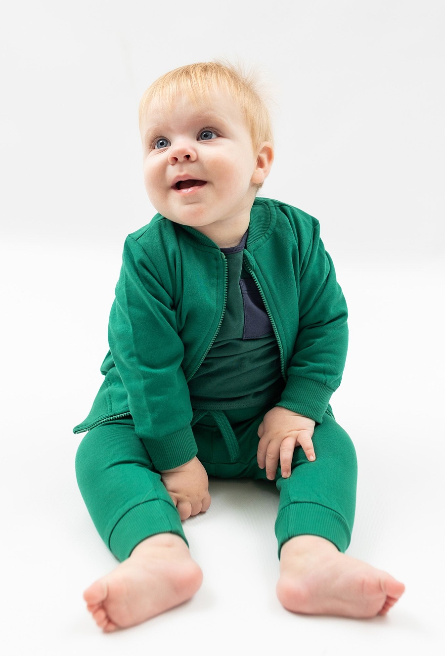 Zielona bluza rozpinana dla niemowlaka - 510.15.