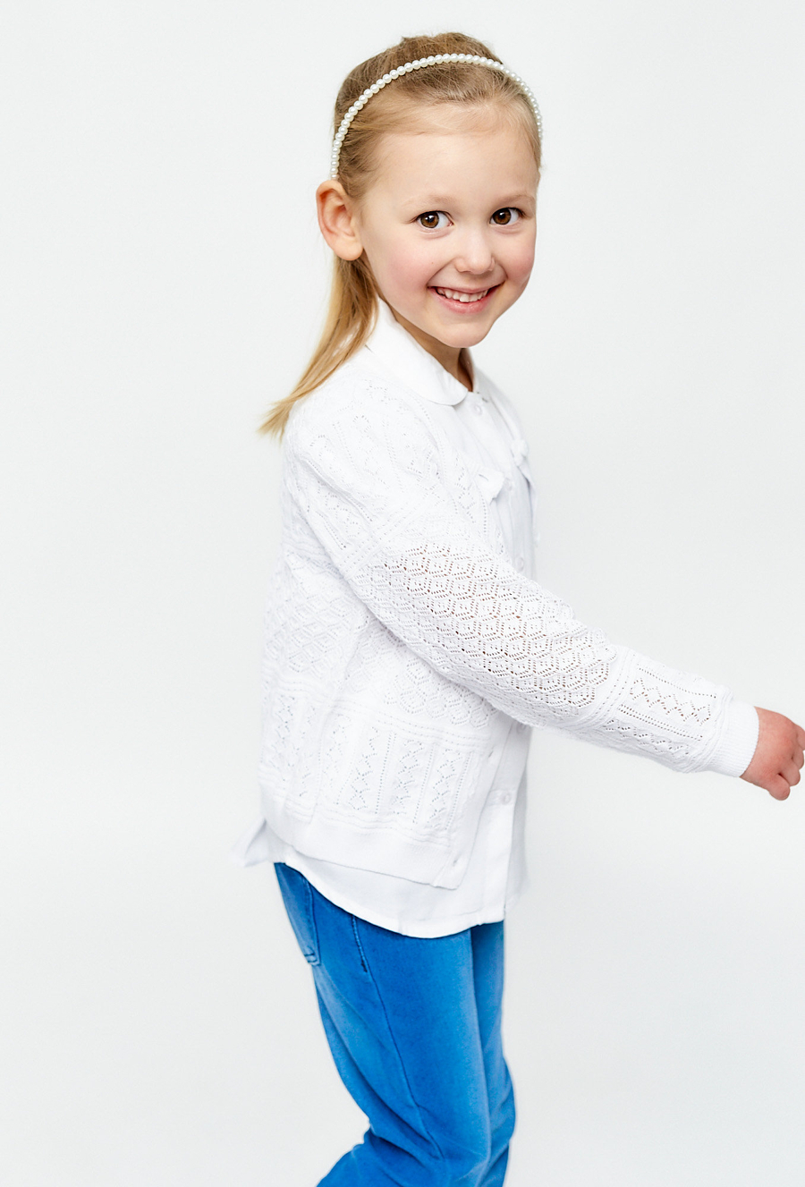 Ażurowy kardigan dziewczęcy