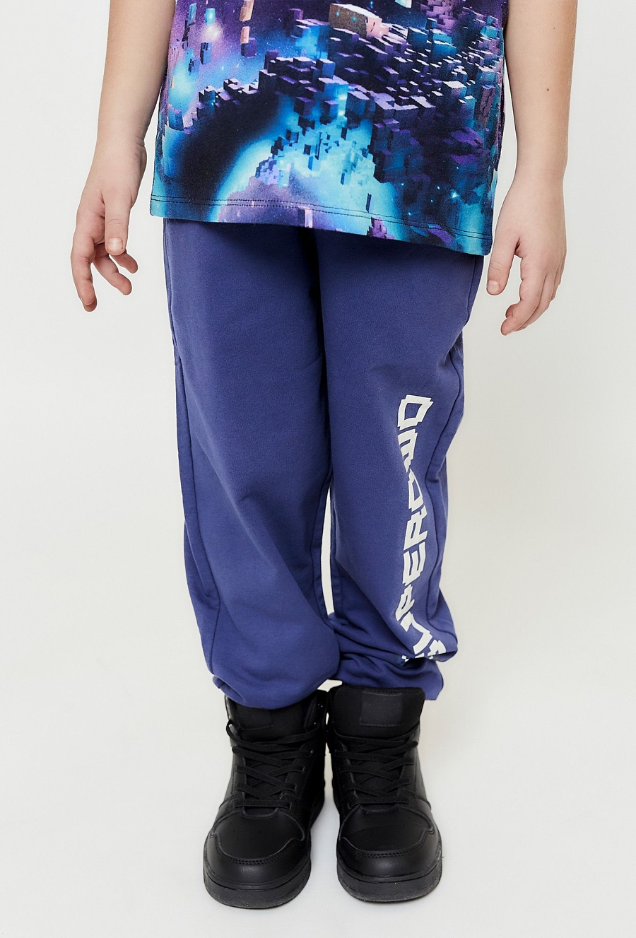 Niebieskie spodnie dresowe dla chłopca - Cosmic