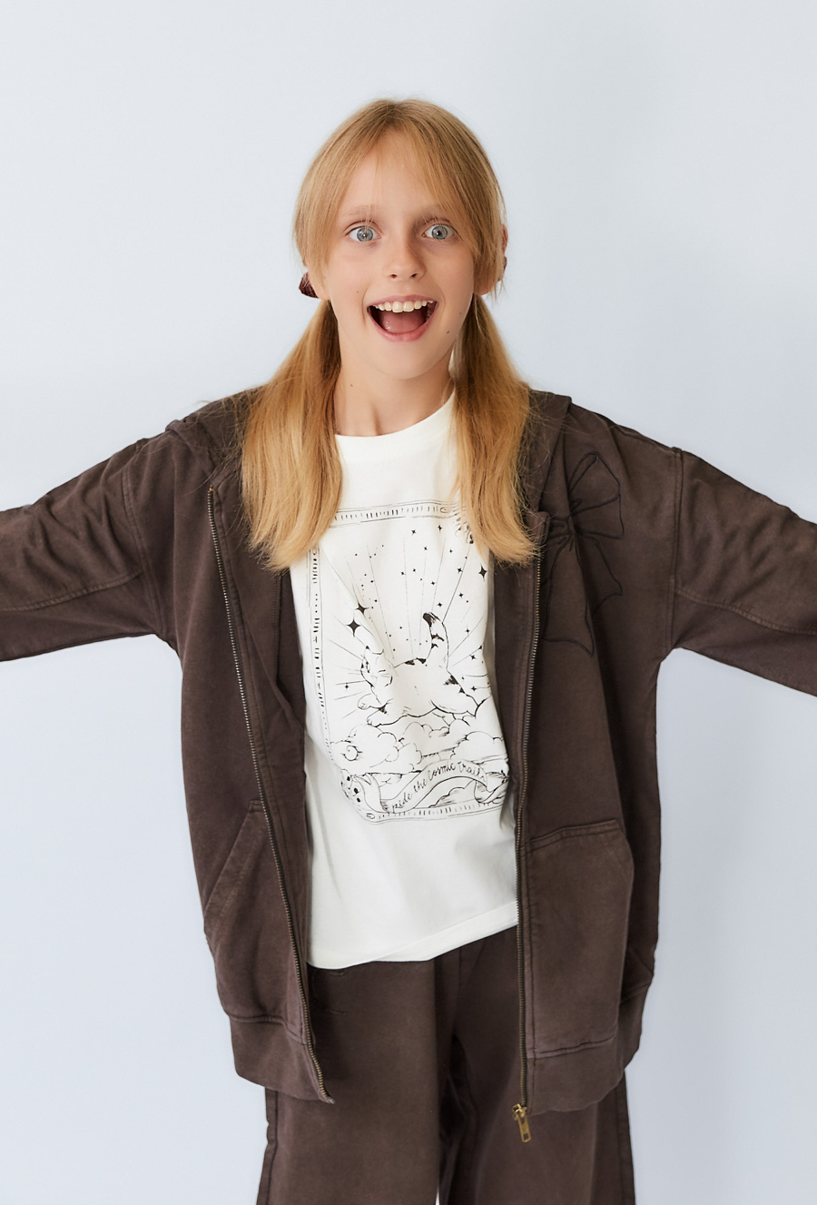 Bluza dziewczęca rozpinana z kapturem