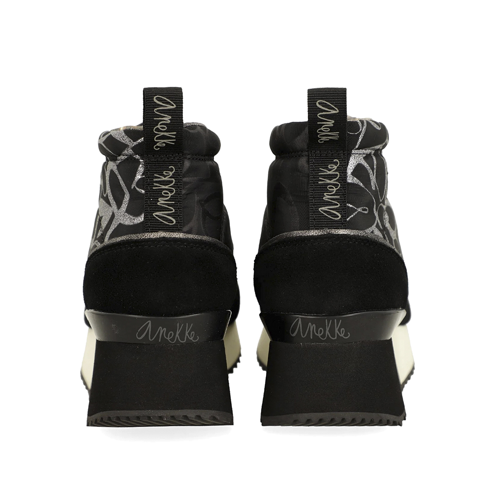 Ženske gležnjače Anekke