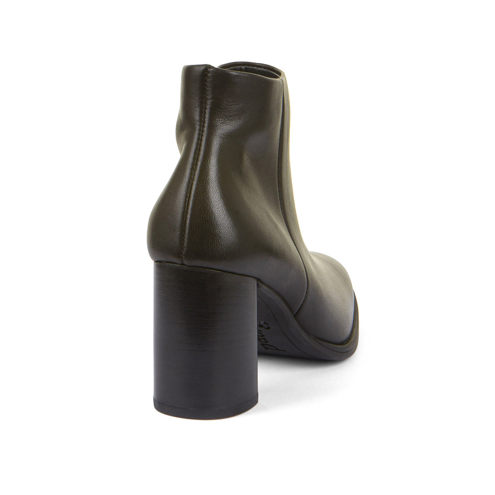 Ženske gležnjače Paul Green