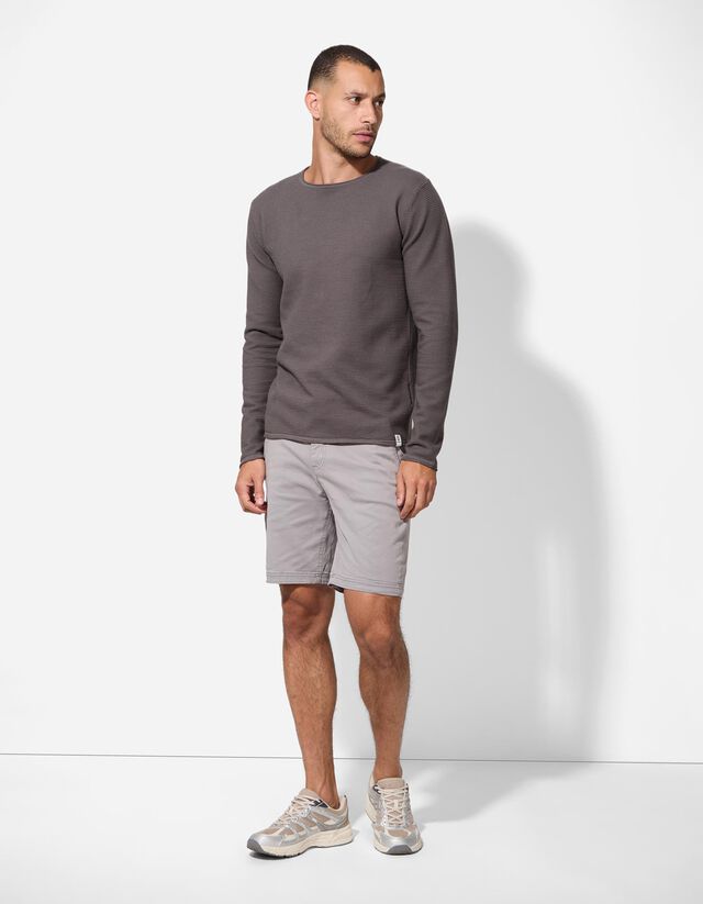 Pulóver - Kerek nyakkivágás - világos barna