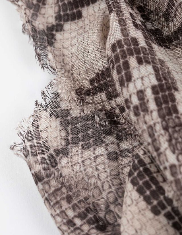 Kendő - Zebra minta - feher