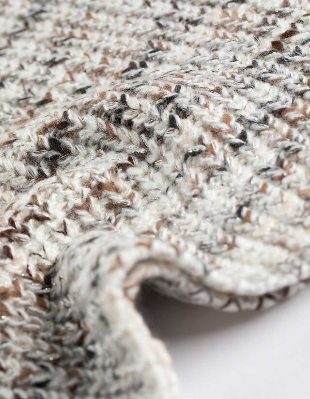 Pulóver - V-kivágás - fekete