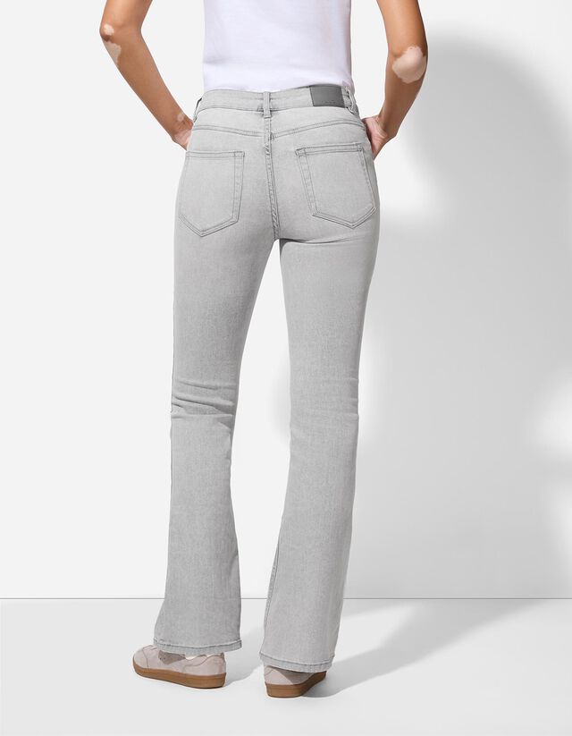 Farmernadrág - Enyhén bővülő fazon - sotetkek