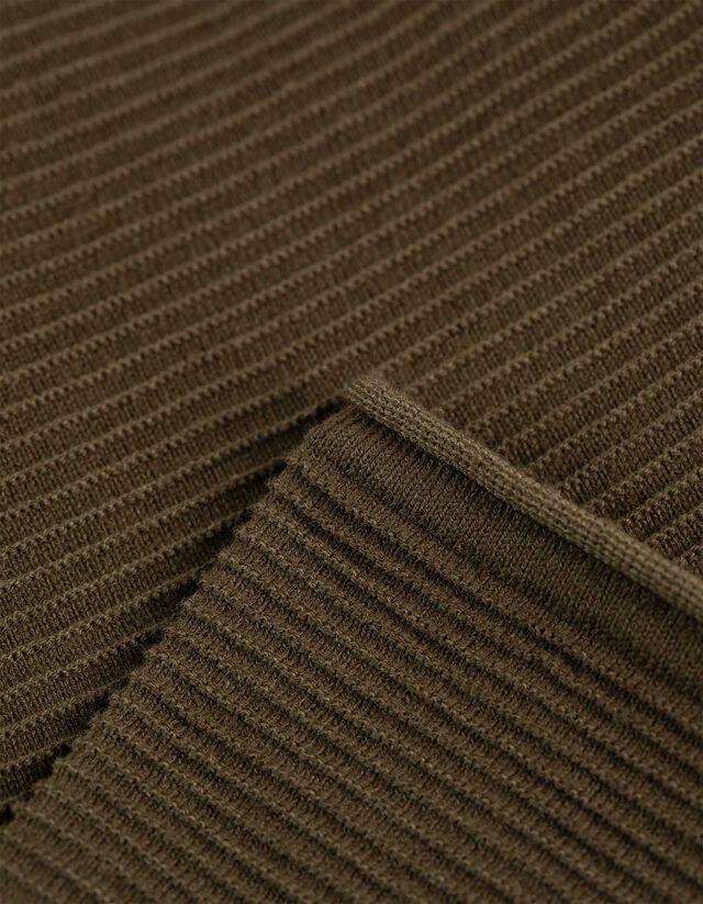 Pulóver - Kerek nyakkivágás - világos barna