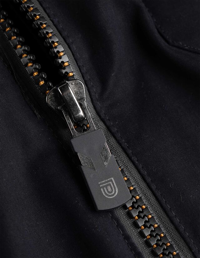 Dzseki - Vízlepergető - fekete