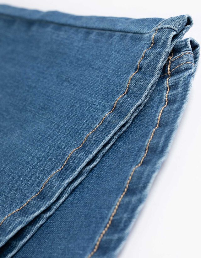 Farmernadrág - Enyhén bővülő fazon - sotetkek