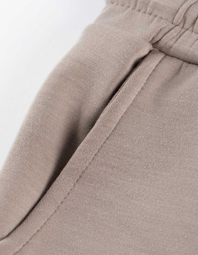 Nadrág - Derekán húzózsinórral - fekete