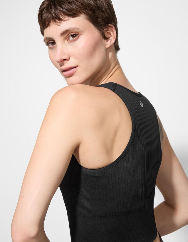 Rövid top - Bordázott - fekete