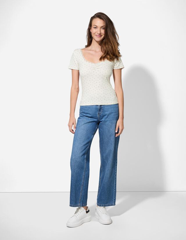 Póló - Csipkerátéttel - feher