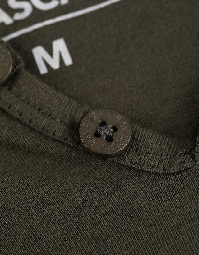 Póló - Póló nyakkivágása - sötétzöld